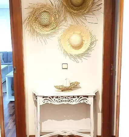 Centro Pueblo Santa Cruz - Oleiros - A Coruna Apartment *